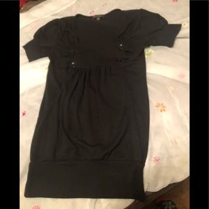 Black shirt sleeve top